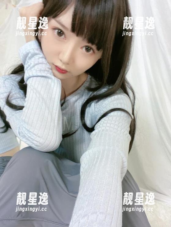 51酱 51酱的蕾丝套图,精选出道好几层,那种若隐若现……