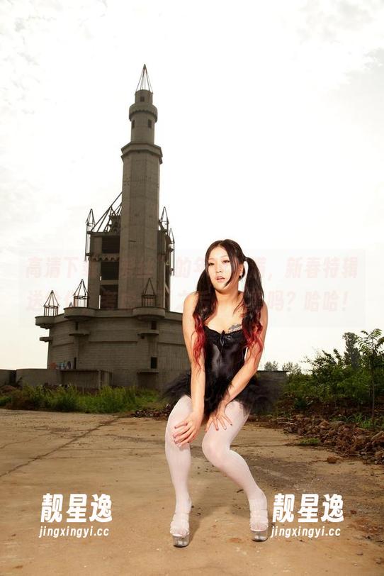 高清下载“爱丝”的年味满满，新春特辑送给你，考虑一下之后的体重吗？哈哈！
