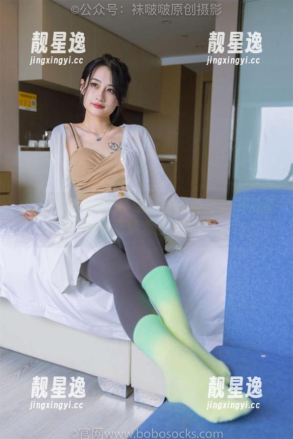 BoBoSocks袜啵啵 - 当小甜豆抓不到鞋子，裸足花絮套图逆袭登场！