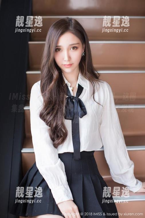 IMiss爱蜜社 - 萌白酱在水手服里，这图集我可能会看个不停......说不定还能发现新大陆！