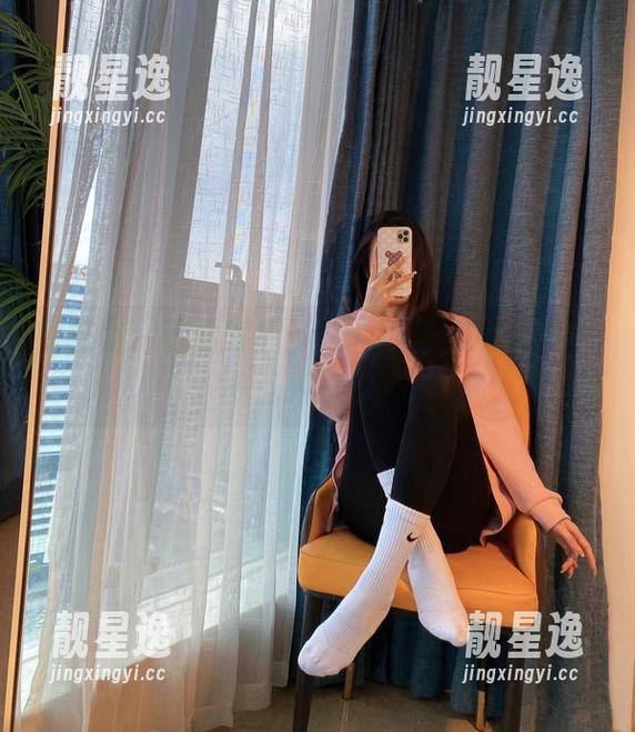 微密圈 - 泳装写真：July芝岚自信满满，快来冲一波！