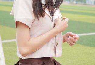 MSLASS梦丝女神 – 乡间的福利魔女，玥玥带你体验田园写真魅力！