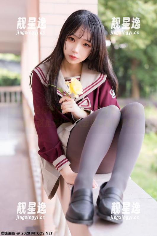 喵糖映画伺机而动，麻衣学姐兔女郎图集分享，这是要让人失去理智的节奏呀！