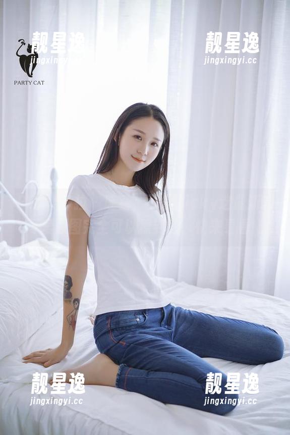 PDL潘多拉-可乐Vicky PDL潘多拉 - 哇塞,可乐Vicky这最新的可爱原图完全可以撩到人,快来看看!