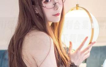 Sakiiii翎柒的10万粉福利合集，满满都是优雅，快来下载吧