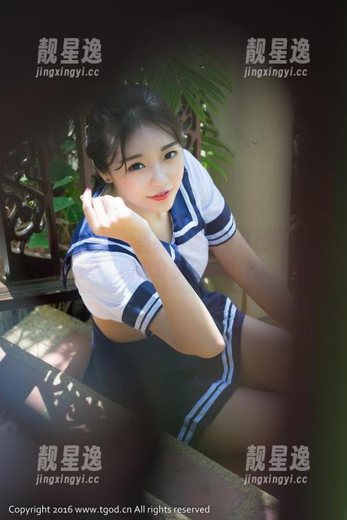 TGOD推女神-黄歆苑chobits TGOD推女神 - 当教室变成了黄歆苑chobits的秀场,图包分享会不会让人分心?