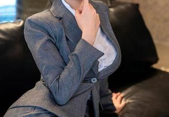 XINGYAN星颜社 – 李丽莎私房照：认真拍出长腿的每一个角度
