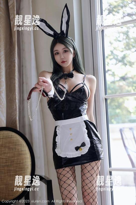 Xiuren秀人网-夏诗雯Sally Xiuren秀人网 - 是你没见过的夏诗雯Sally双人照,快来分享这微妙的氛围。