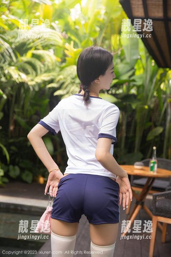 Xiuren秀人网-小热巴 Xiuren秀人网 - 小热巴变身兔女郎,高清照片里的每一帧都像是在挑逗我的视线。