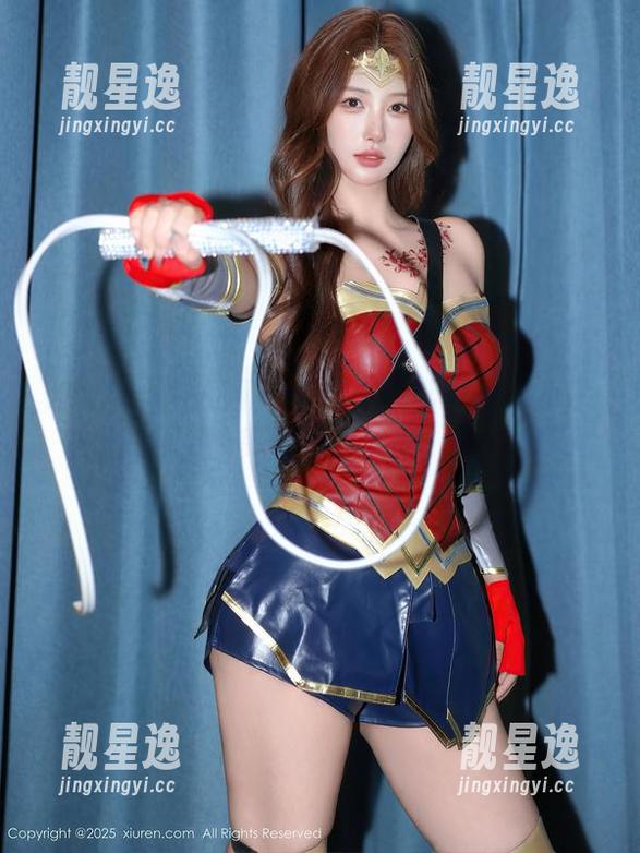 Xiuren秀人网 - 私房写真新纪元：小薯条nienie的美脚与众不同，无需解释
