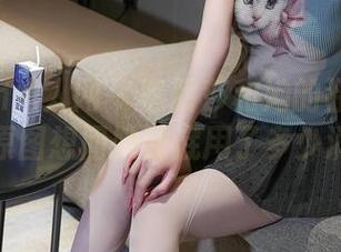 Xiuren秀人网 – 李丽莎和她的温柔图集，点击原图想问她到底用了多少润肤霜！