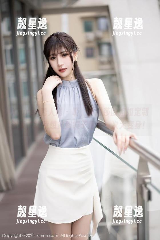Xiuren秀人网-李丽莎 Xiuren秀人网 - 呃,李丽莎的姐姐定制图集,让我想站到镜子前来一次大变身!