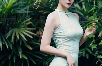 Xiuren秀人网 – 吊带合集，柚琪Rich真会挑啊，让我觉得，我的衣橱好像缺少点东西呢。