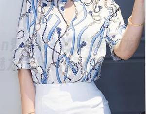 Xiuren秀人网 – 制服写真加龙雪儿的二次元魅力，让人不得不想多停留一下。