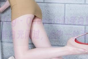 beautyleg – Queenie的纯白影像合集：一阵白光闪过，心中一丝涟漪。