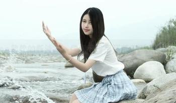 eloise软软的新泳衣，你猜网盘里还藏着哪家的冰淇淋？