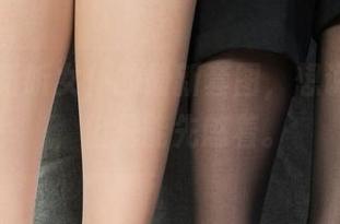 丽柜 – 昕昕女仆的最新套图，想说的太多，但只能先憋着。