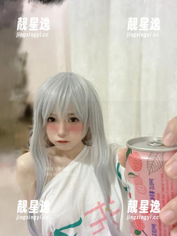 倦倦喵 亲爱的倦倦喵,最新美图里的女友,用眼神翻译所有心思。