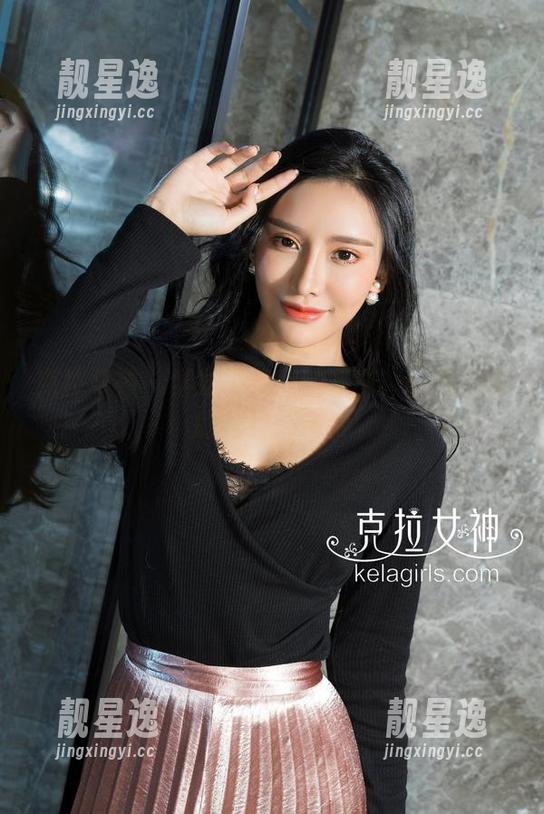 克拉女神-菲菲 克拉女神 - 学妹中隐藏的菲菲:超乎想象的写真精选!