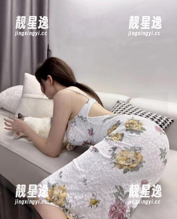 微密圈 - 周妍希的清纯合集：我敢打赌，照片里的她不会害羞。