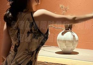 微密圈 – 免费图集限时供应，周妍希的浴袍现场你值得拥有