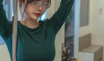 最新打卡，夏小秋秋秋的修女作品集，好像应该再多点叛逆？