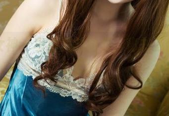 头条女神 – 李由美的图集，秘书工作没那么无聊！