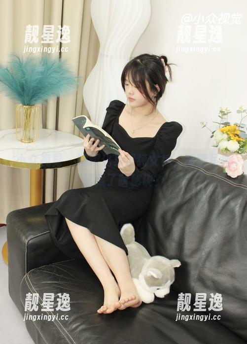 小众视觉 - 嘤嘤化身清纯女神，高清写真里藏了啥秘诀？