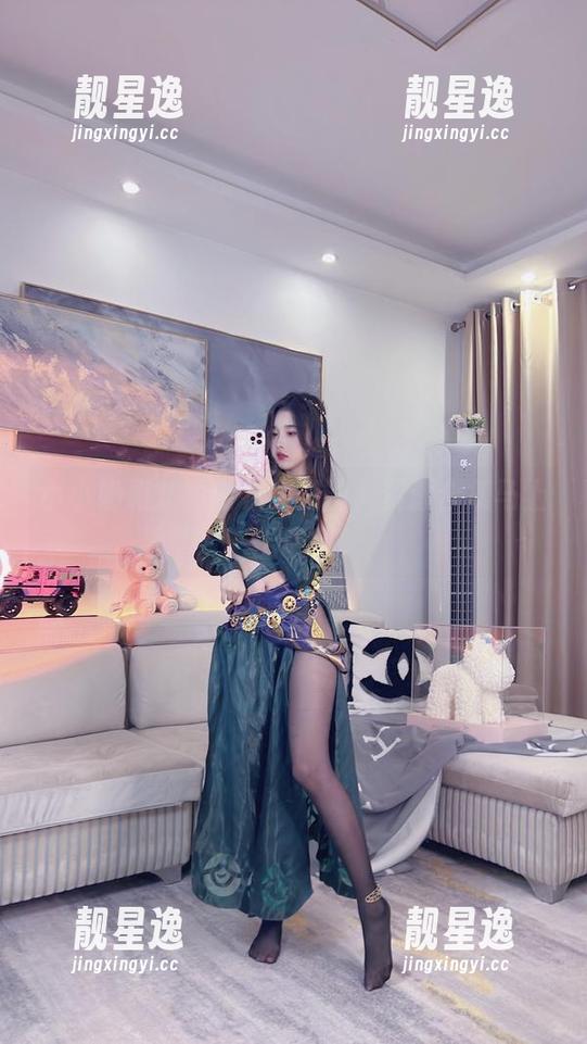小小奶瓶儿 小小奶瓶儿的内衣配成神,资源合集马上上线!