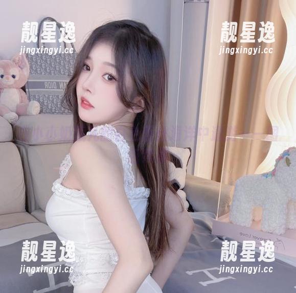 小小奶瓶儿 在小小奶瓶儿的白色蕾丝海洋中遨游——图包续章