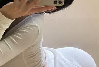 微密圈 – 这里有左公子666美脚的华丽原图，感觉都能变成壁纸的时刻。