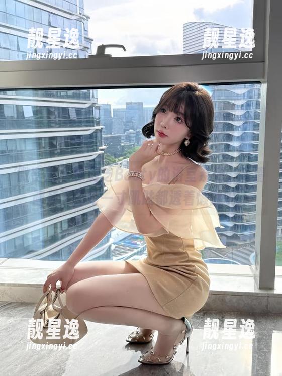 微密圈 - 徐莉芝Booty的浴室系列，高清画质下的每一寸肌肤都透着懒散呢。
