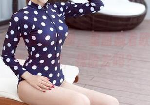 推女神 – 免费的图册，里面藏着欧阳妮娜娜的美腿，探险去吗？