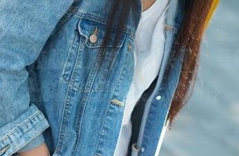 推女郎 – 校服潮人木婉晴来了，最新图集让你重新爱上桌上的那件