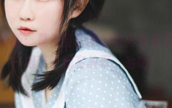 图片更新：是依酱呀的绑带内衣系列，每一根带子都有故事，哈哈！