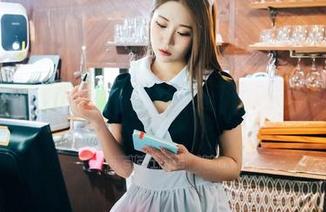 图片观看普美(bomi)的兔女仆全套时，真的让我一秒心乱。