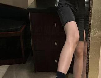 微密圈 – 药箱旁的桃脱了：分享一组护士写真，真是个“白衣天使”呀。