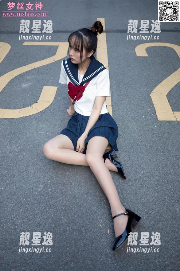 梦丝女神 - 宁夏白丝写真：我根本不觉得有一点点尴尬，不妨一试？