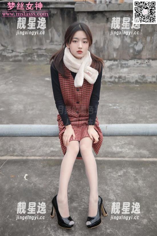 梦丝女神 - 花月舞的黑色写真，分享中的迷雾，让人想进去碰碰运气