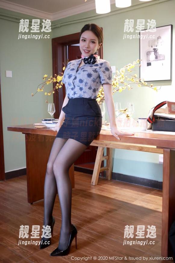 模范学院 - 白子嫣nicky的旅拍私拍，照片还没看完，脑子里就冒出很多个问号。