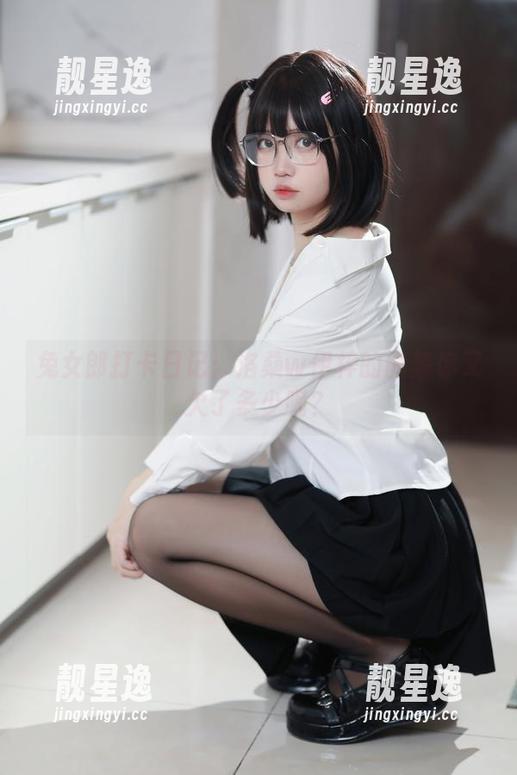 洛桑w伊梓 兔女郎打卡日记:洛桑w伊梓的图集你又欠了多少呢?