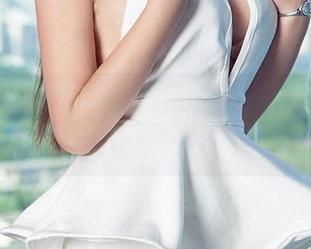爱尤物 – 赫拉女神hena最新系列：夏天写真，配着一边看戏一边吃西瓜的感觉。
