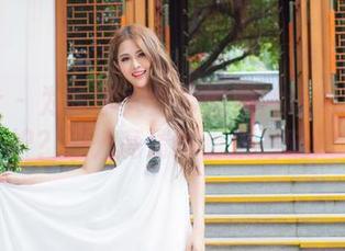 爱蜜社 – 为啥娜大少爷的照片让树木都嫉妒?户外高清写真来揭晓!