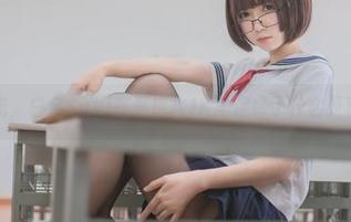 不靠圣光，白金Saki在死库水JK里演绎了什么是真正的美