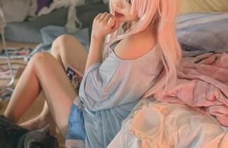 私拍：高跟鞋穿搭指南？神沢永莉大胆尝试的图集