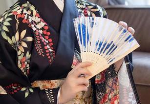 秀人网 – 对了，Mieko林美惠子旗袍写真合集注意力总是被她“勾引”走了