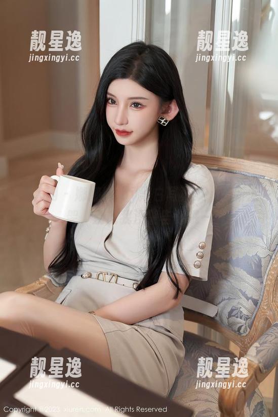 秀人网 - 娜娜baby黑白写真集，最新上架，别说我没警告你哦～