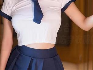秀人网 – 梦然同学的白色合集：丽质与白色的碰撞，像极了出门忘穿衣服的我！