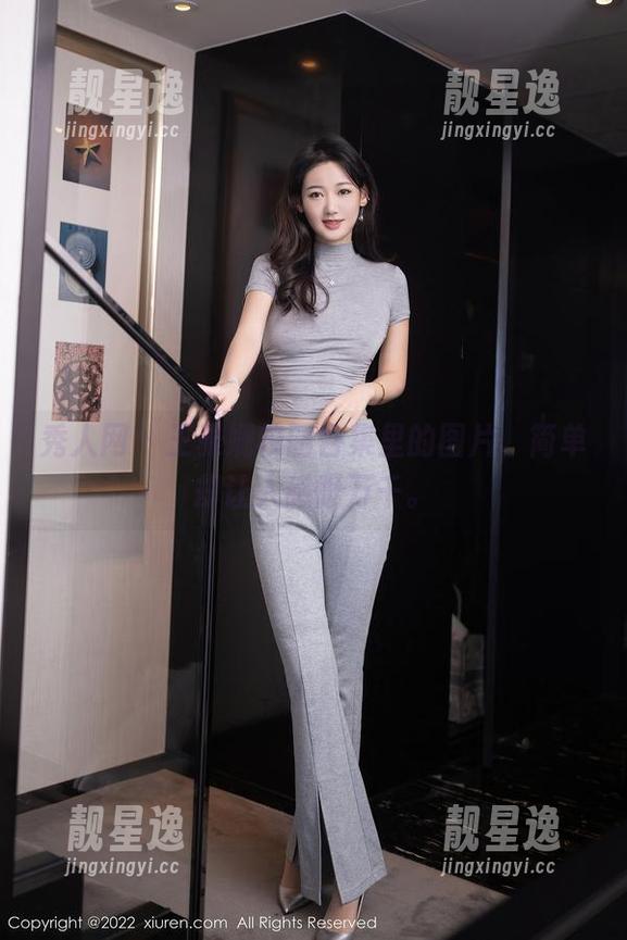 秀人网-王雅姗 秀人网 - 王雅姗校园合集里的图片,简单却让人感慨万千。