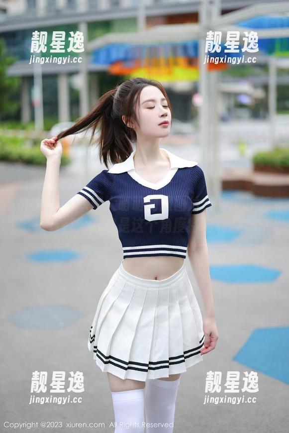 秀人网-米妮大萌萌 秀人网 - 米妮大萌萌制服图片合集——怎么看都觉得像是这个角度特别有趣。